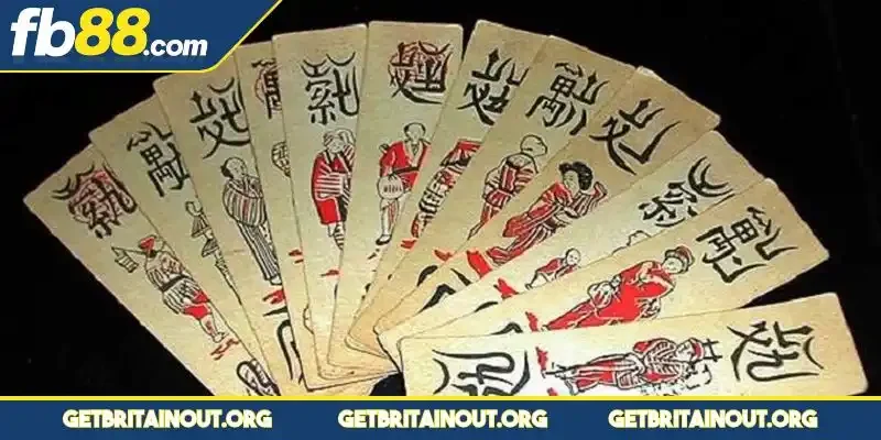 cach-choi-bai-to-tom-gioi-thieu